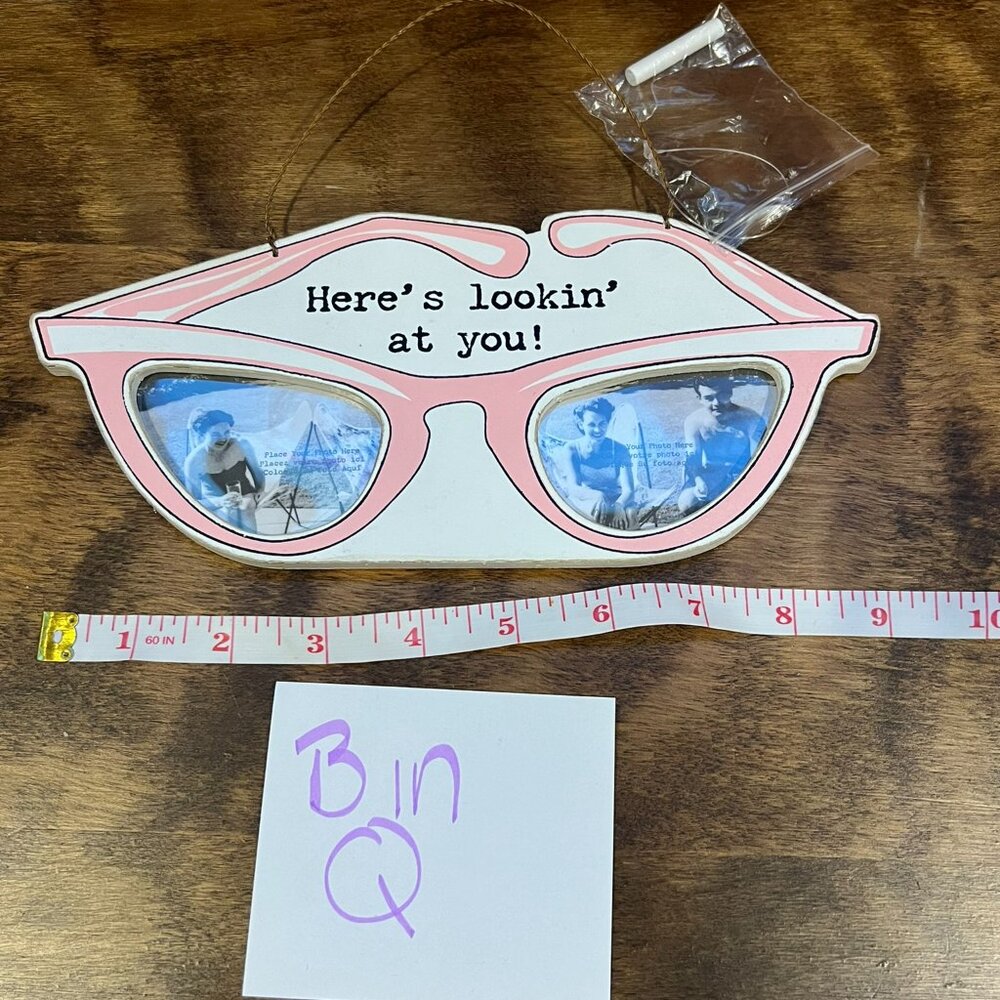 5/$20 NEW PINK EYE GLASS PICTURE FRAME!